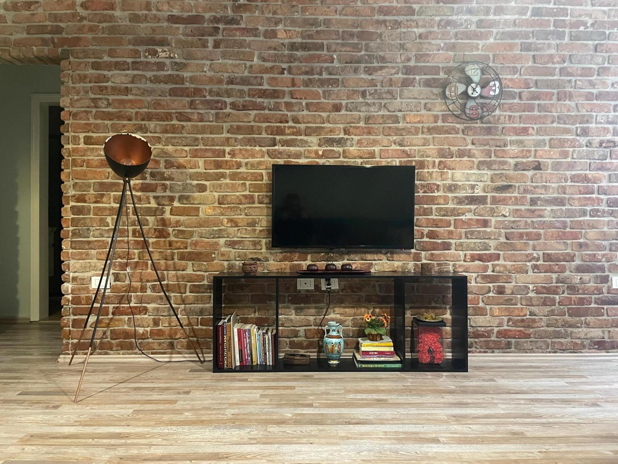 טיראנה Bricks Apartment Near Pazari I Ri מראה חיצוני תמונה