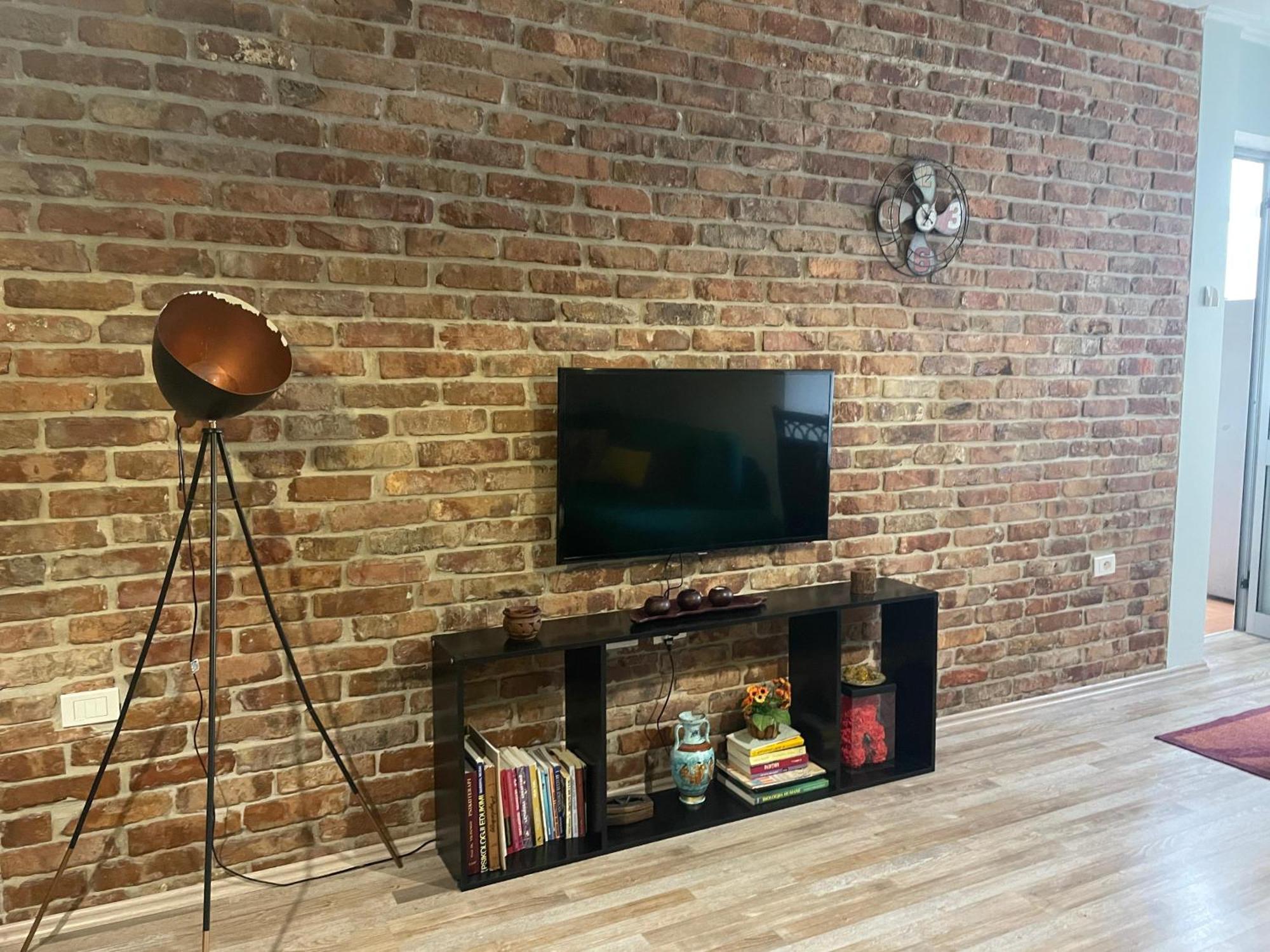 טיראנה Bricks Apartment Near Pazari I Ri מראה חיצוני תמונה
