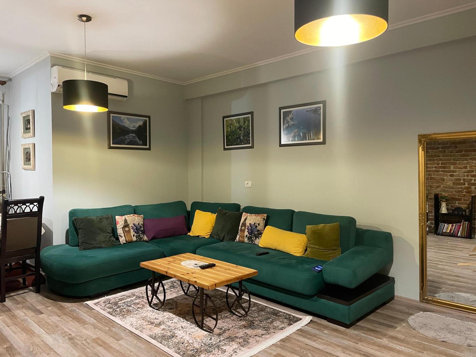 טיראנה Bricks Apartment Near Pazari I Ri מראה חיצוני תמונה